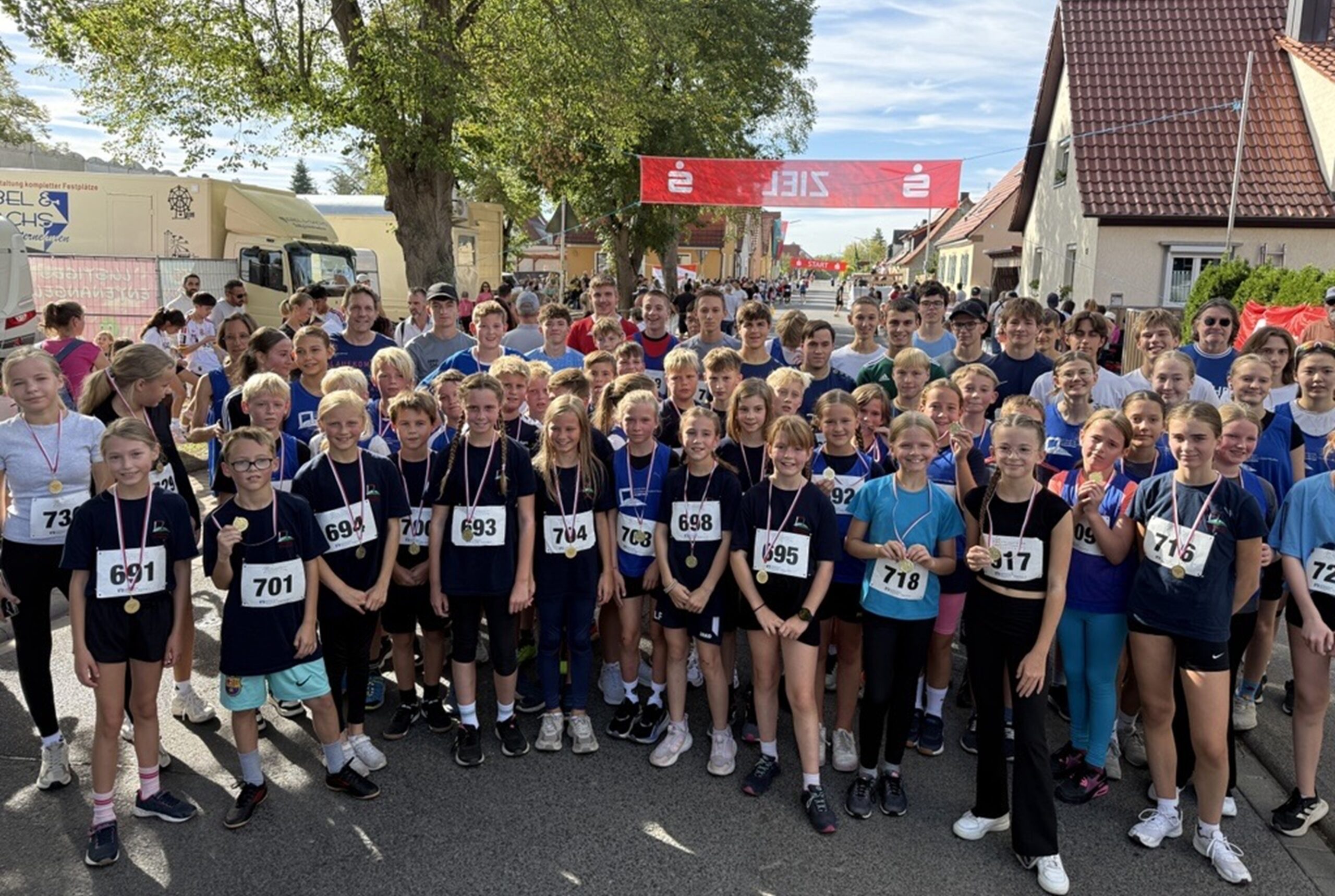 LSH Wiesentheid - Kirchweihlauf - Bild 1 -